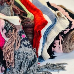 spalvoti šalikai žiemai